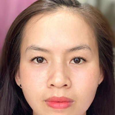 Khoá học Điêu khắc HairStrokes 6 Khách hàng trước khi điêu khắc chân mày