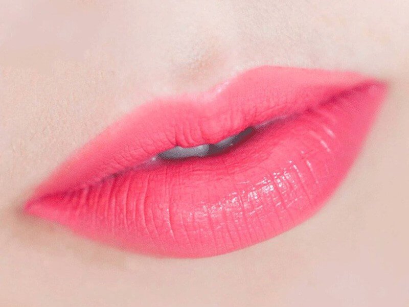 Phun môi màu nào hot nhất hiện nay? 9 phun moi mau hong baby