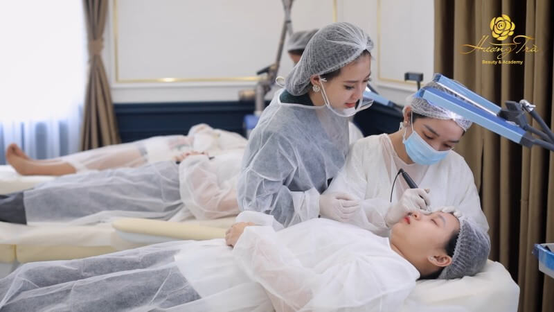 Tại sao bạn nên tham gia khóa học MagicBrows cùng Hương Trà? 3 HTBA Tai sao nen lua chon khoa hoc magicbrows 02