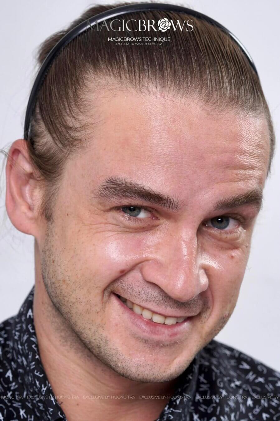 Top các mẫu điêu khắc chân mày Hairstroke được nhiều khách hàng lựa chọn 2021 từ Hương Trà Beauty 8 Điêu khắc mày Hairstroke cho nam