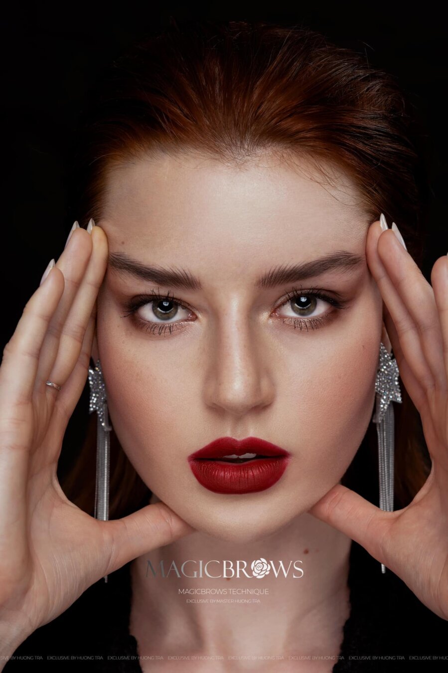 Top các mẫu điêu khắc chân mày Hairstroke được nhiều khách hàng lựa chọn 2021 từ Hương Trà Beauty 4 Điêu khắc chân mày Hairstroke dáng châu Âu cho nữ