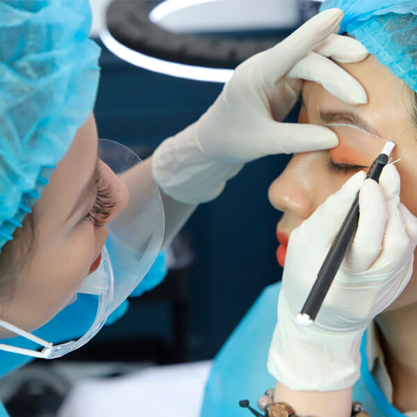 Học nghề phun xăm thẩm mỹ và điêu khắc chân mày hairstroke tại TPHCM 3 Cách vẽ chân mày điêu khắc dành cho người mới bắt đầu