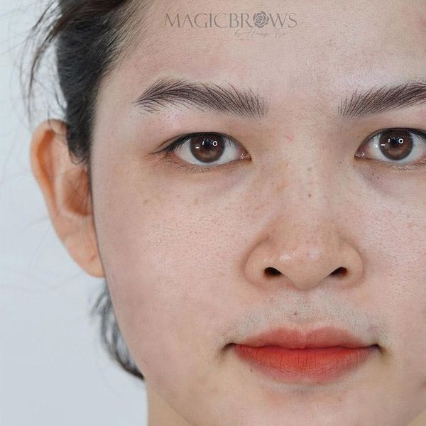 Điêu khắc chân mày giữ được bao lâu và có bị mất sợi hay không? 2 Sợi sau khi điêu khắc giữ được trong bao lâu còn tùy thuộc vào nhiều yếu tố