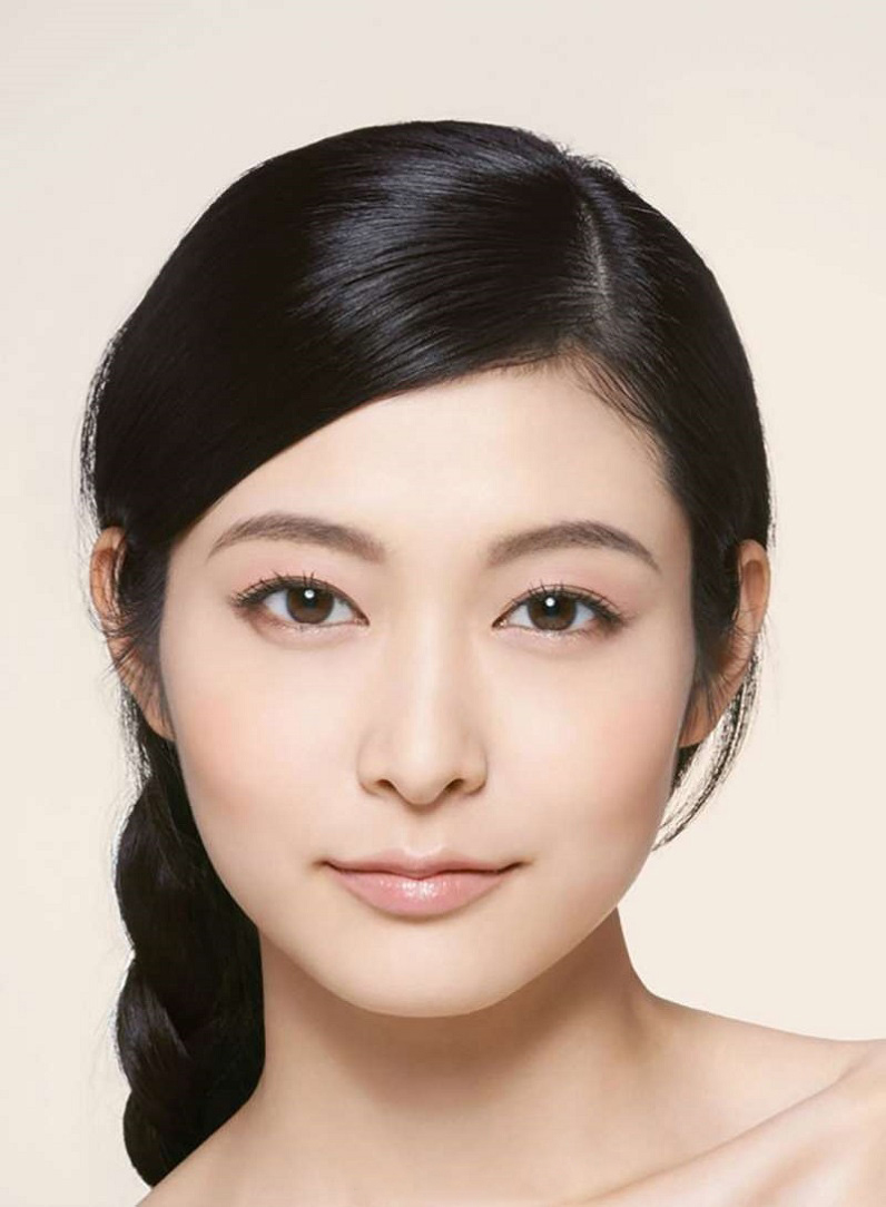 Dáng chân mày đẹp cho từng khuôn mặt 8 Dáng chân mày cho mặt tròn - Hình ảnh minh họa